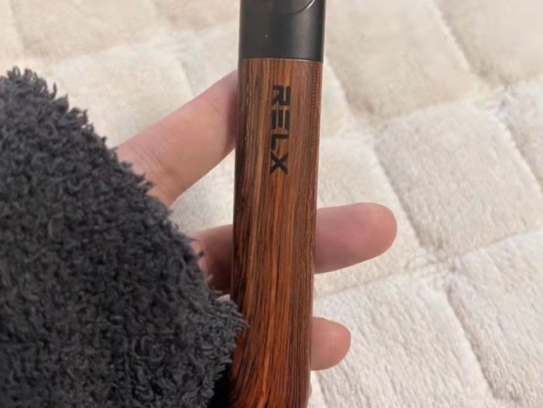 悦刻五代云木盘纹多少钱，悦刻五代木纹